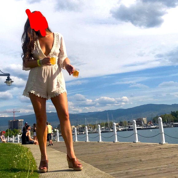 Navy Romper w/ Cream Lace Detail - Size S - ark & co - Picture 5 of 6